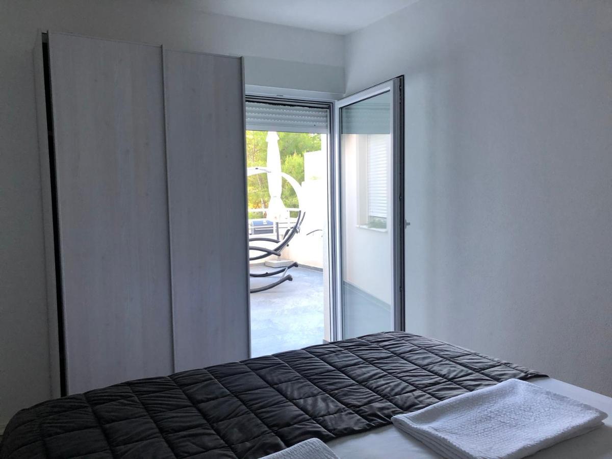 Apartament Ada Vis