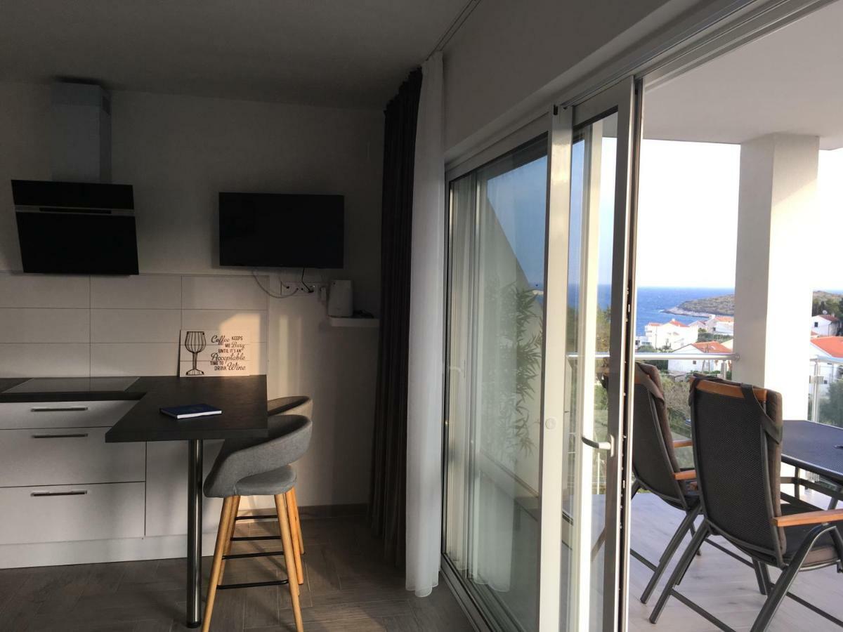 Ada Apartament Vis