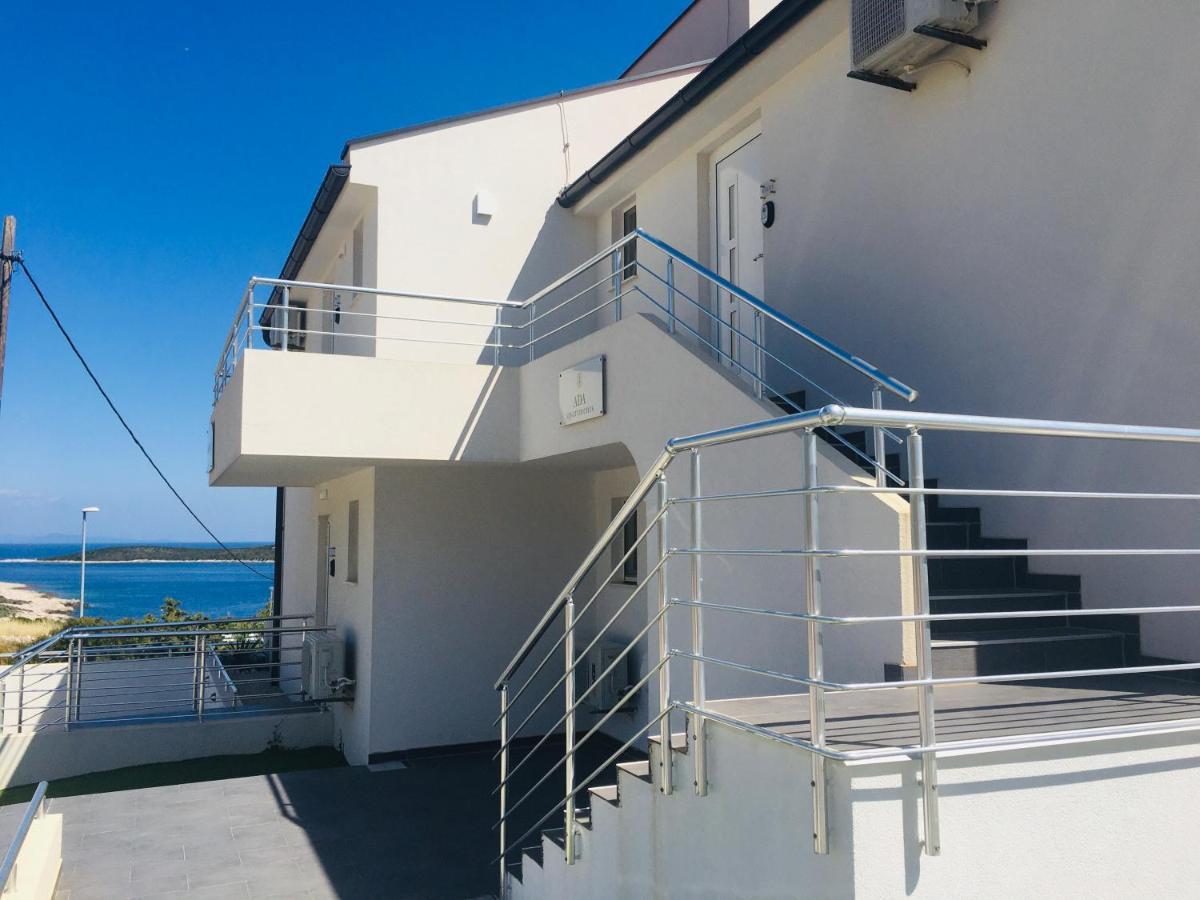 Apartment Ada
