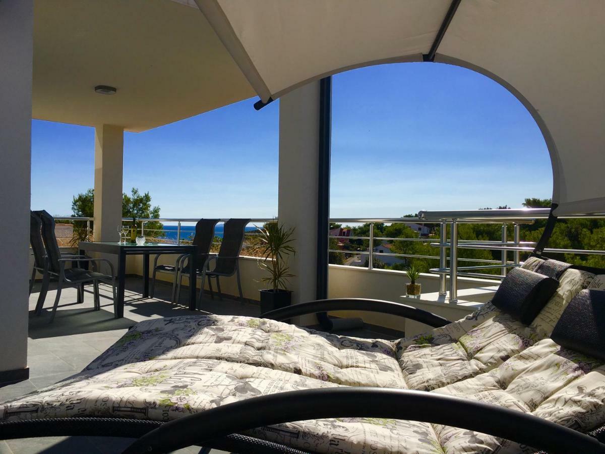 Apartment Ada Vis